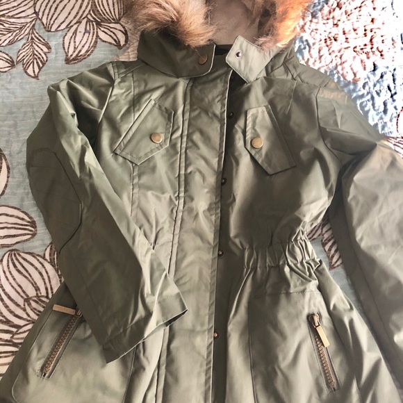 Vegan fur jacket - Picture 4 of 4